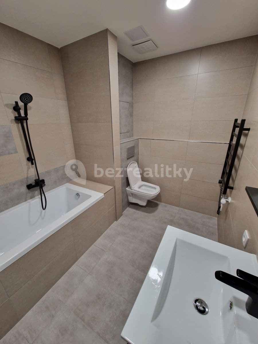 1 bedroom with open-plan kitchen flat to rent, 50 m², Za Lidkou, Kutná Hora, Středočeský Region 1 bedroom with open-plan kitchen flat to rent, 50 m², Za Lidkou, Kutná Hora, Středočeský Region