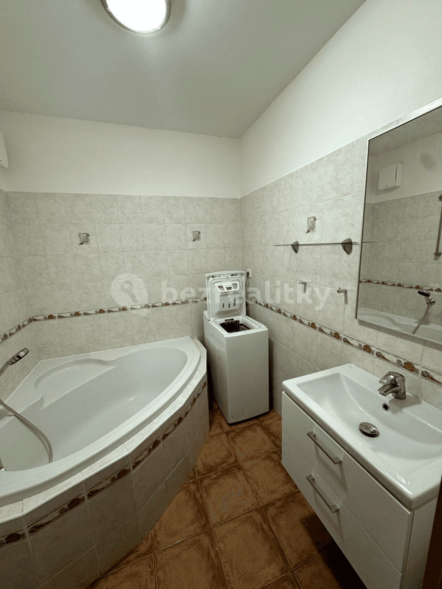 2 bedroom flat to rent, 58 m², Říční, Nymburk, Středočeský Region 2 bedroom flat to rent, 58 m², Říční, Nymburk, Středočeský Region