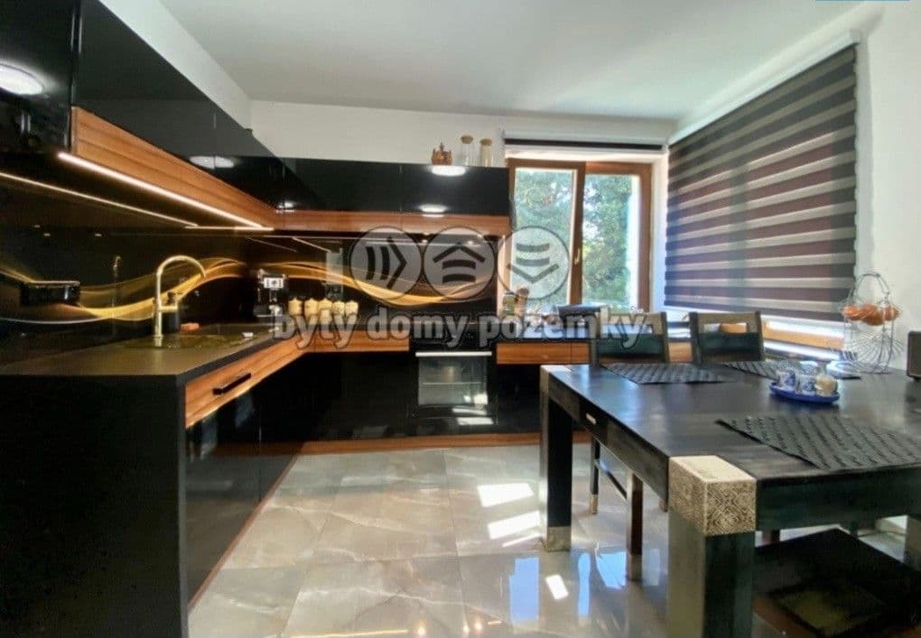 2 bedroom with open-plan kitchen flat for sale, 94 m², Ostrava, Moravskoslezský Region 2 bedroom with open-plan kitchen flat for sale, 94 m², Ostrava, Moravskoslezský Region