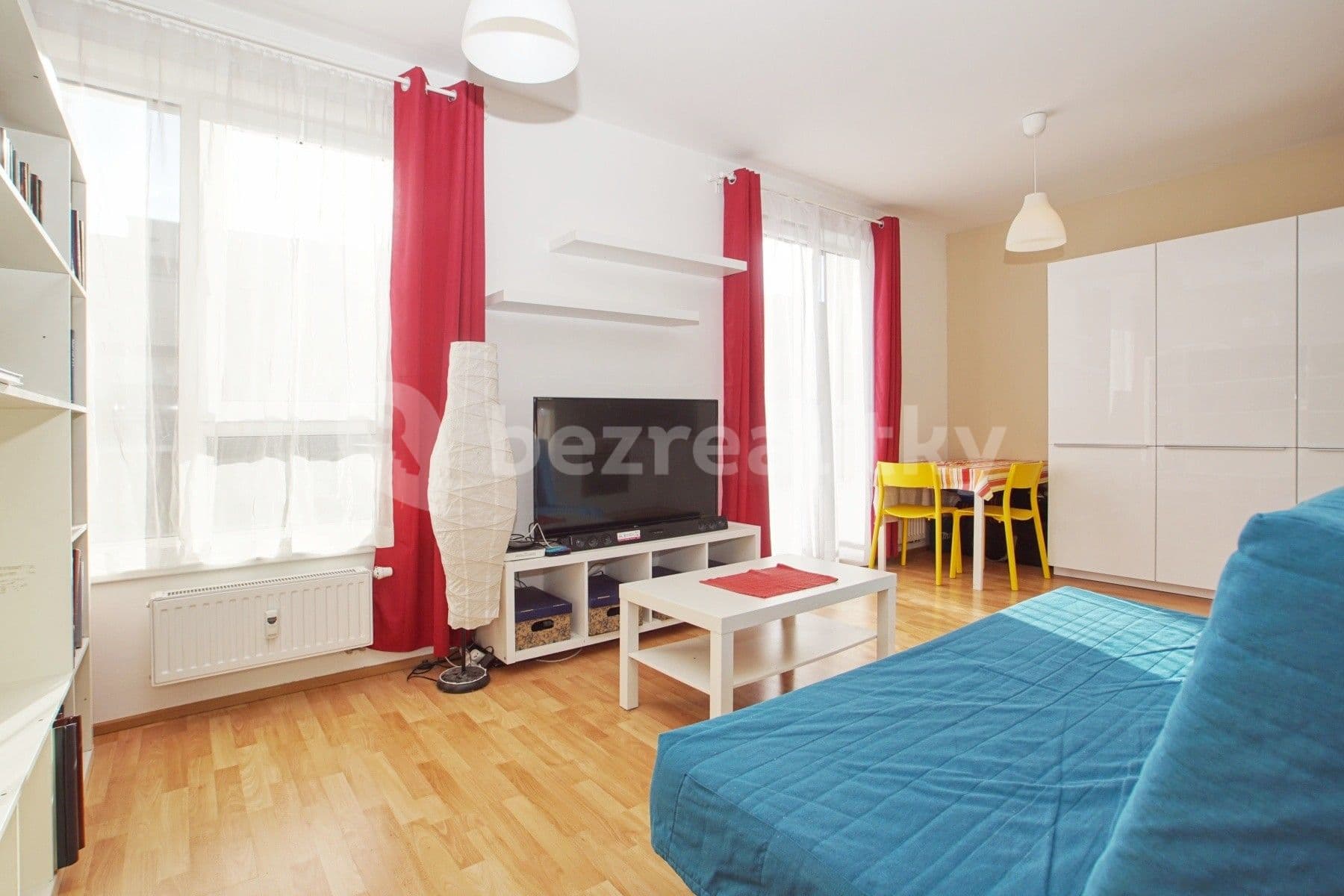 Studio flat to rent, 36 m², U Vodojemu, Brandýs nad Labem-Stará Boleslav, Středočeský Region Studio flat to rent, 36 m², U Vodojemu, Brandýs nad Labem-Stará Boleslav, Středočeský Region