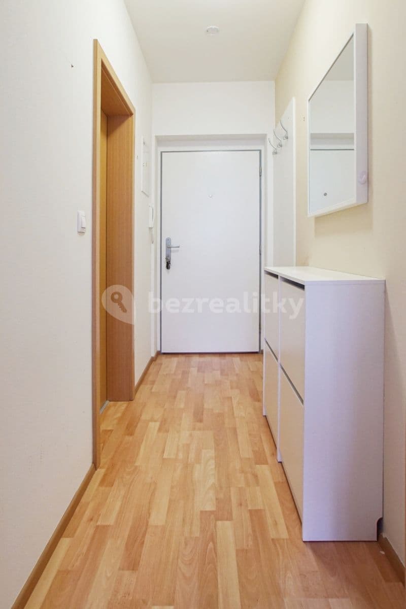 Studio flat to rent, 36 m², U Vodojemu, Brandýs nad Labem-Stará Boleslav, Středočeský Region Studio flat to rent, 36 m², U Vodojemu, Brandýs nad Labem-Stará Boleslav, Středočeský Region