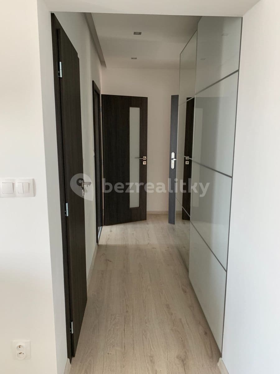 1 bedroom with open-plan kitchen flat to rent, 42 m², Větrná, Ostrava, Moravskoslezský Region 1 bedroom with open-plan kitchen flat to rent, 42 m², Větrná, Ostrava, Moravskoslezský Region