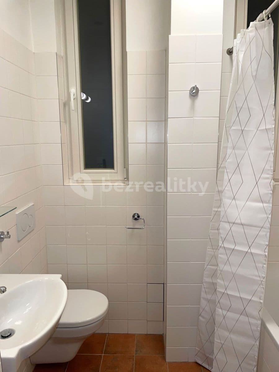 2 bedroom flat to rent, 44 m², Krkonošská, Prague, Prague 2 bedroom flat to rent, 44 m², Krkonošská, Prague, Prague