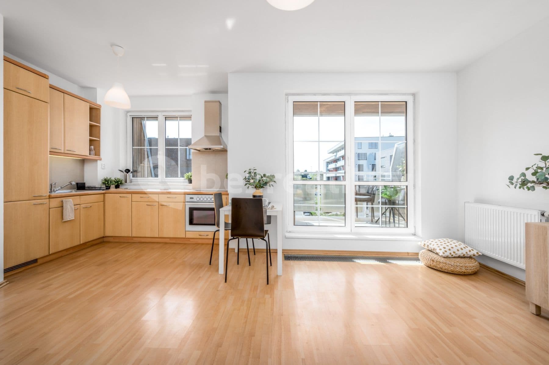 1 bedroom with open-plan kitchen flat to rent, 62 m², Voskovcova, Prague, Prague 1 bedroom with open-plan kitchen flat to rent, 62 m², Voskovcova, Prague, Prague