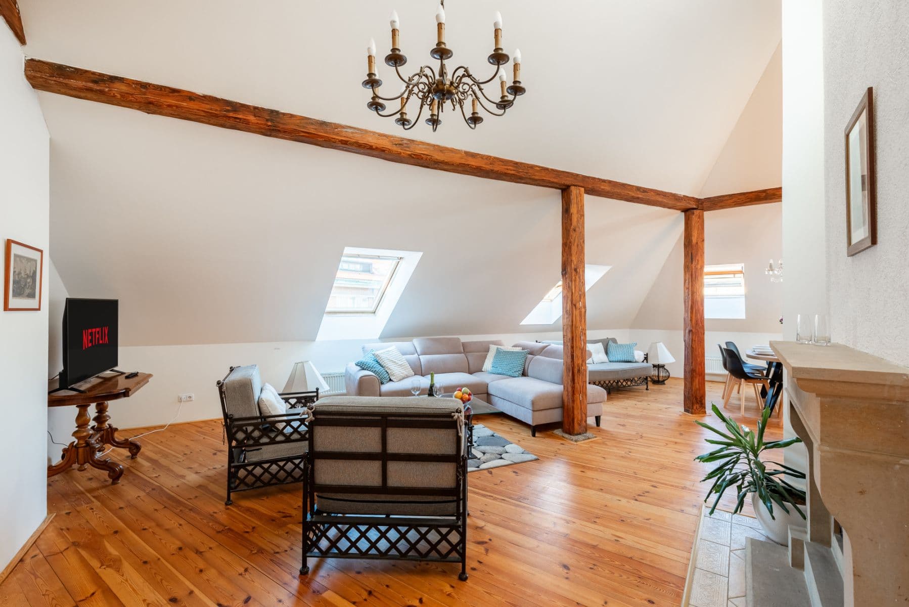 flat to rent, 80 m², Pštrossova, Prague, Prague flat to rent, 80 m², Pštrossova, Prague, Prague