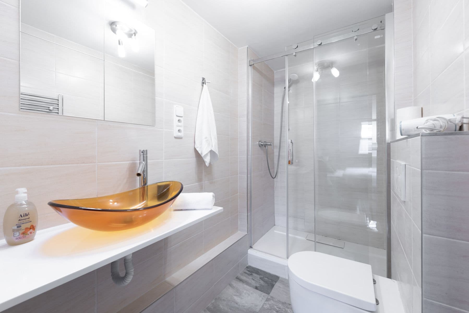 flat to rent, 80 m², Pštrossova, Prague, Prague flat to rent, 80 m², Pštrossova, Prague, Prague