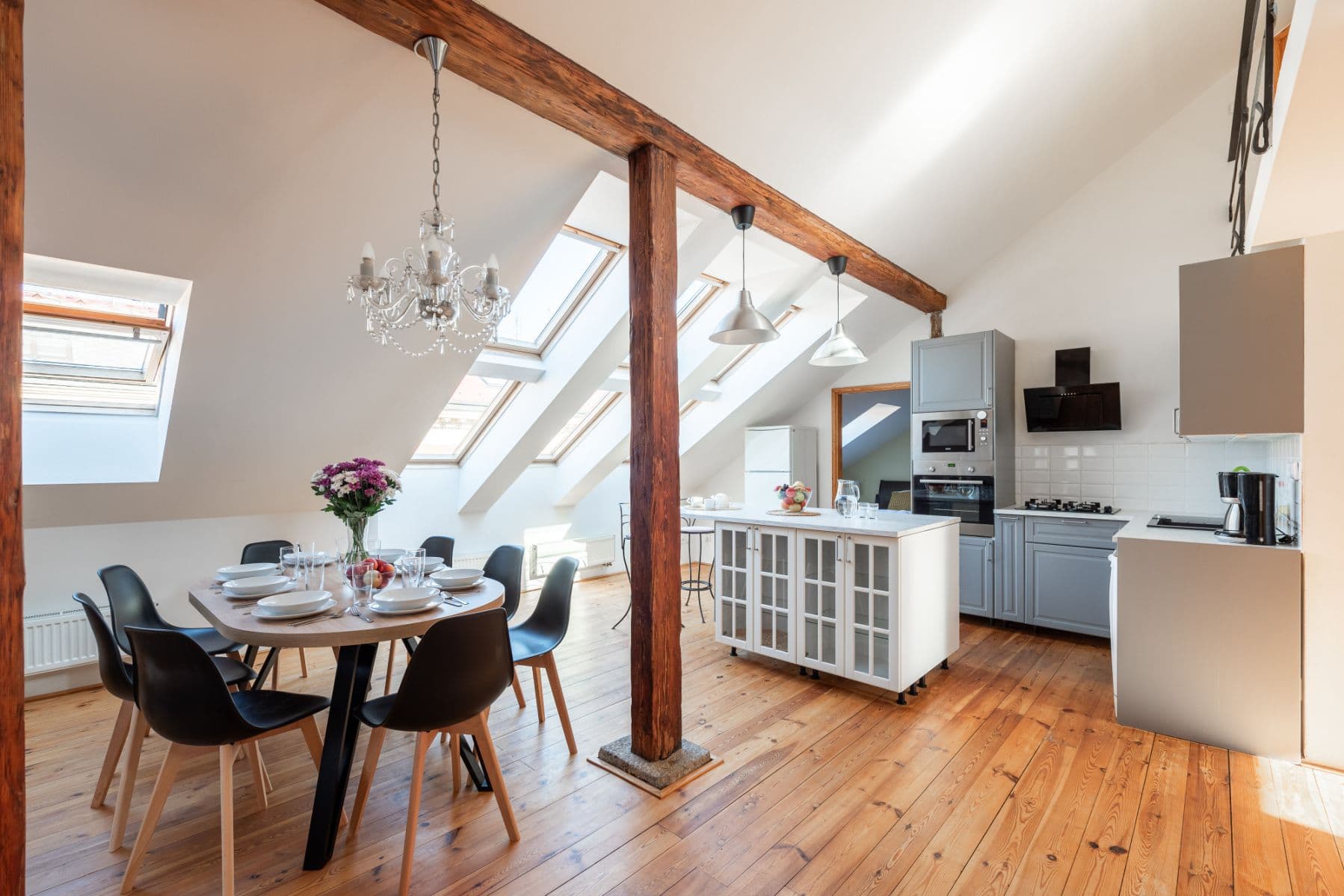 flat to rent, 80 m², Pštrossova, Prague, Prague flat to rent, 80 m², Pštrossova, Prague, Prague