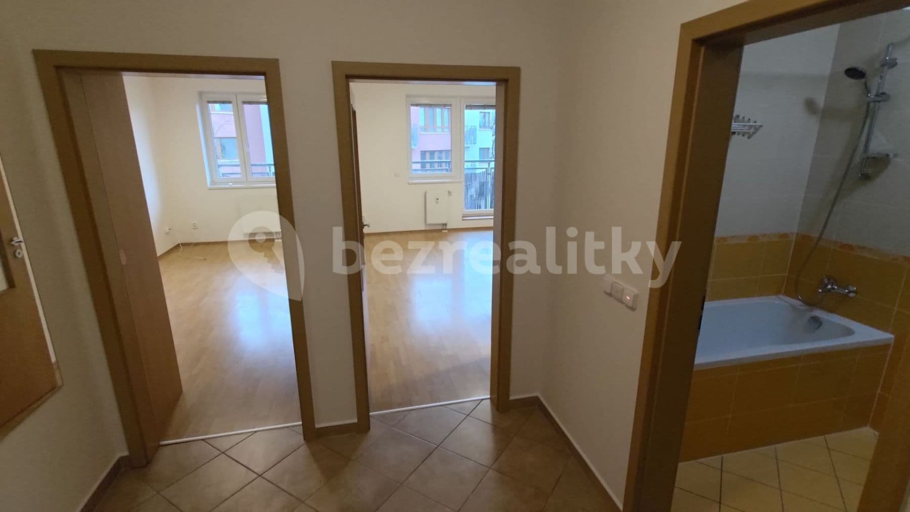 1 bedroom with open-plan kitchen flat to rent, 48 m², V Zahradách, Prague, Prague 1 bedroom with open-plan kitchen flat to rent, 48 m², V Zahradách, Prague, Prague