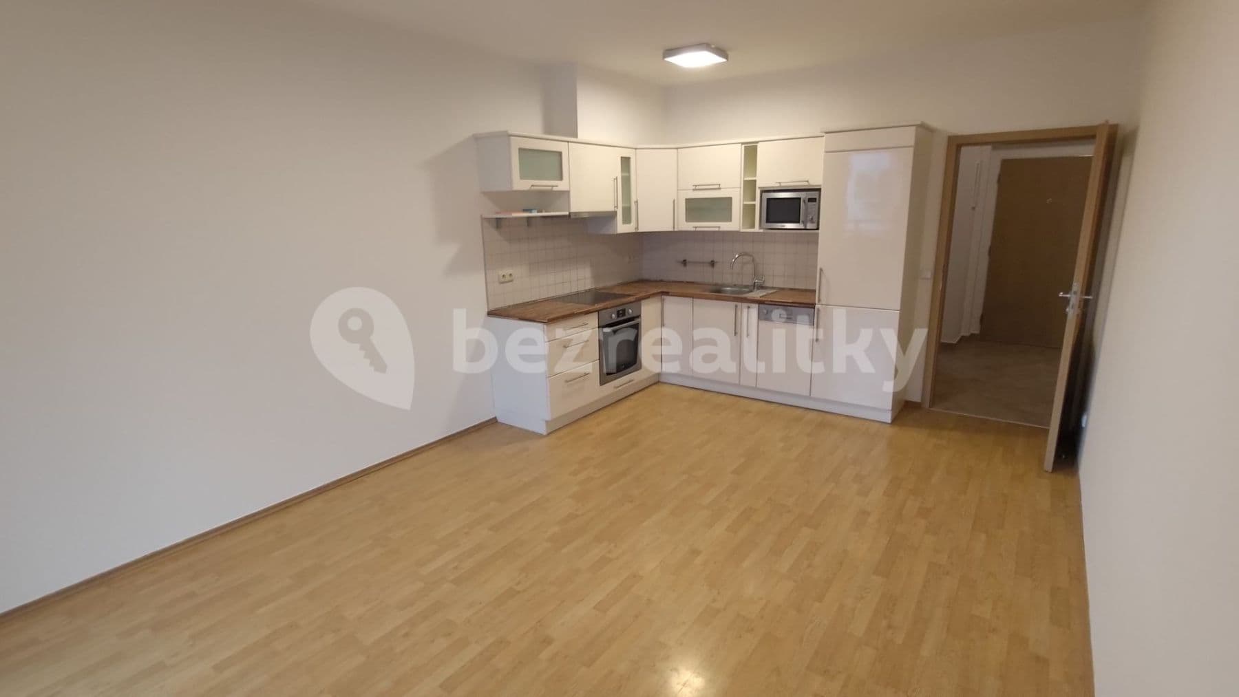 1 bedroom with open-plan kitchen flat to rent, 48 m², V Zahradách, Prague, Prague 1 bedroom with open-plan kitchen flat to rent, 48 m², V Zahradách, Prague, Prague