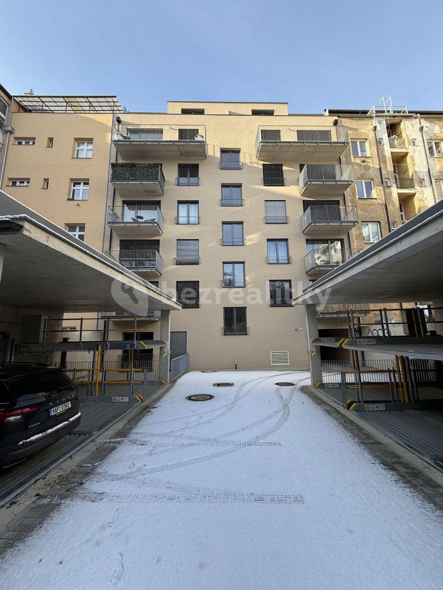 1 bedroom with open-plan kitchen flat to rent, 54 m², Kloboučnická, Prague, Prague 1 bedroom with open-plan kitchen flat to rent, 54 m², Kloboučnická, Prague, Prague