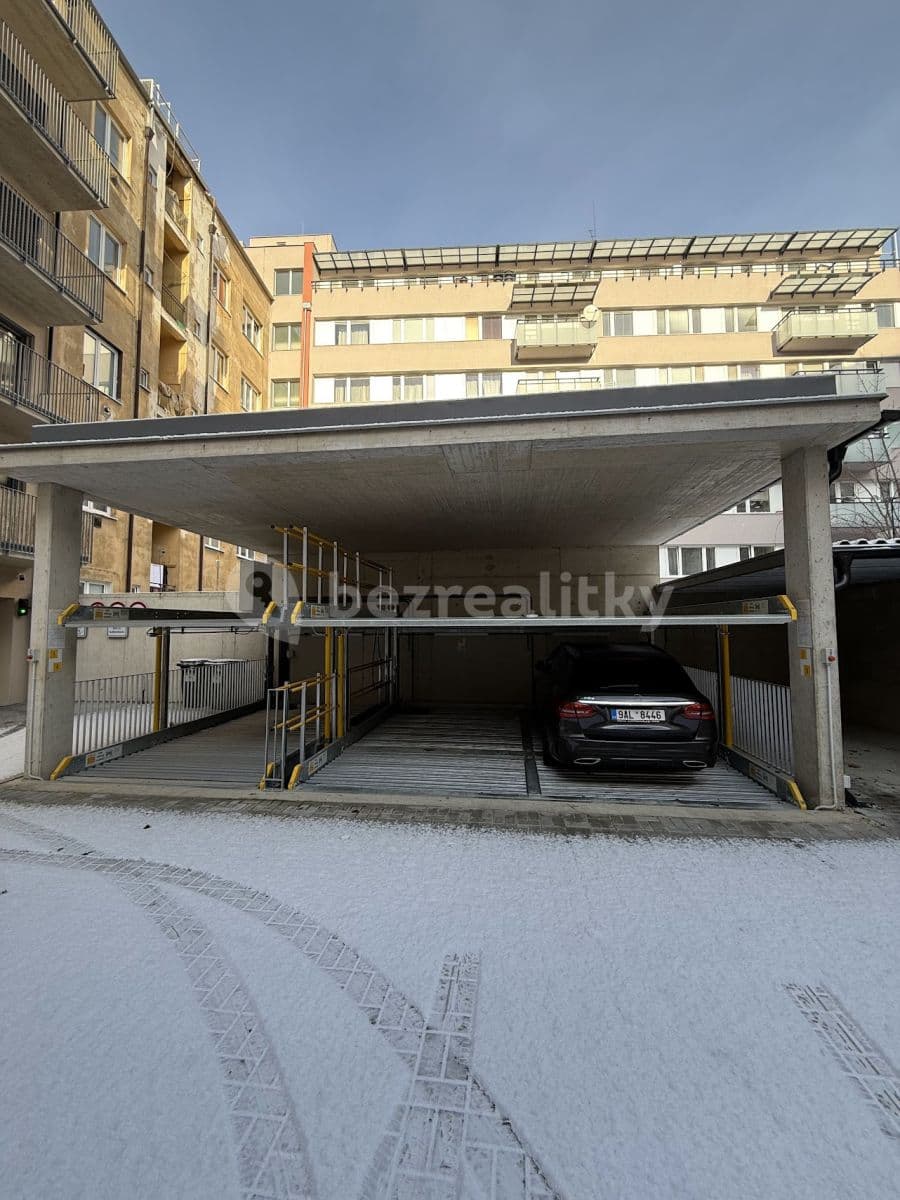 1 bedroom with open-plan kitchen flat to rent, 54 m², Kloboučnická, Prague, Prague 1 bedroom with open-plan kitchen flat to rent, 54 m², Kloboučnická, Prague, Prague