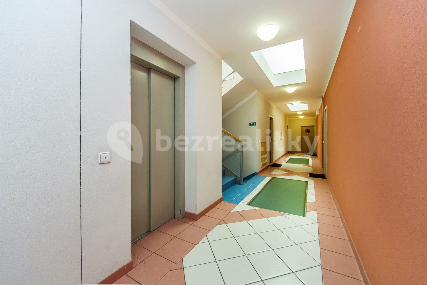 1 bedroom with open-plan kitchen flat to rent, 54 m², Nová kolonie, Prague, Prague 1 bedroom with open-plan kitchen flat to rent, 54 m², Nová kolonie, Prague, Prague