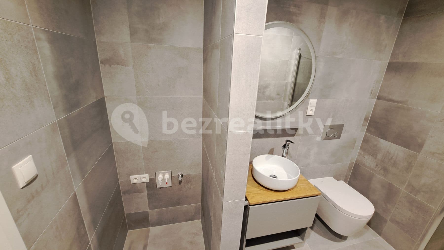 1 bedroom with open-plan kitchen flat to rent, 55 m², Hagiborská, Prague, Prague 1 bedroom with open-plan kitchen flat to rent, 55 m², Hagiborská, Prague, Prague