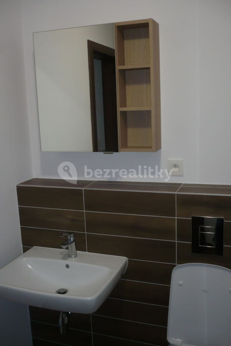 1 bedroom flat to rent, 37 m², Malokrasňanská, Rača, Bratislavský Region 1 bedroom flat to rent, 37 m², Malokrasňanská, Rača, Bratislavský Region