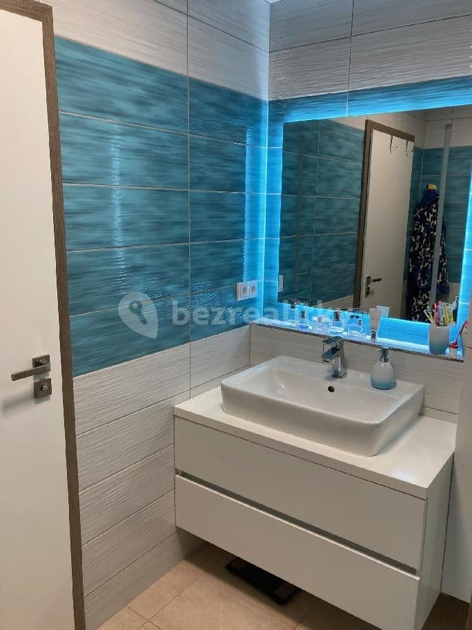 2 bedroom with open-plan kitchen flat to rent, 75 m², Nad Plovárnou, Jihlava, Vysočina Region 2 bedroom with open-plan kitchen flat to rent, 75 m², Nad Plovárnou, Jihlava, Vysočina Region