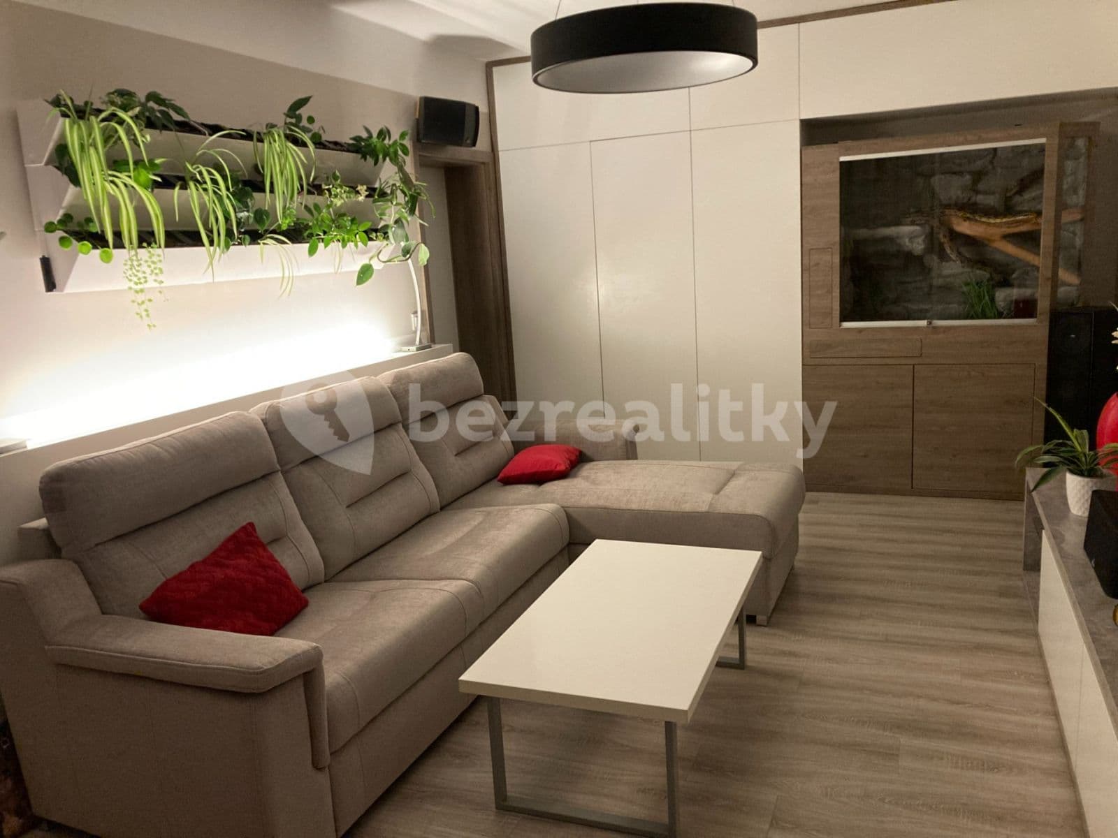 2 bedroom with open-plan kitchen flat to rent, 75 m², Nad Plovárnou, Jihlava, Vysočina Region 2 bedroom with open-plan kitchen flat to rent, 75 m², Nad Plovárnou, Jihlava, Vysočina Region