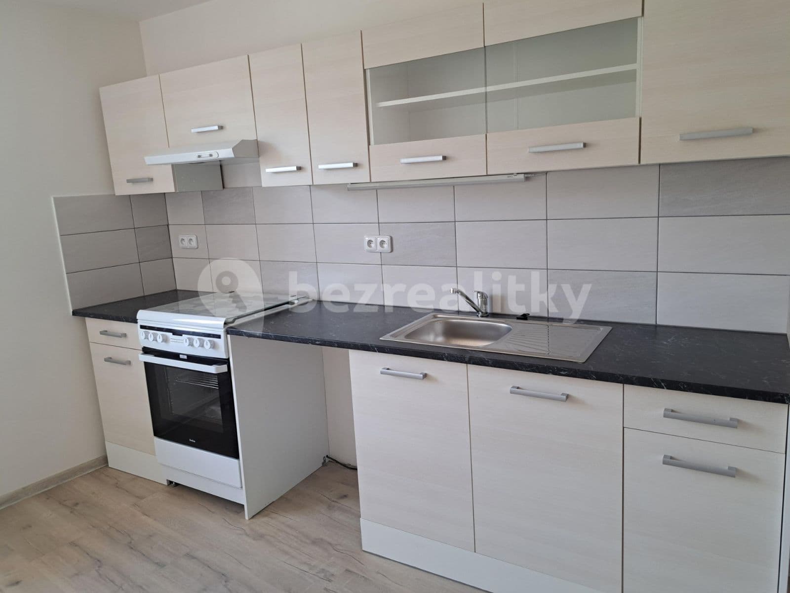 2 bedroom with open-plan kitchen flat to rent, 60 m², Bratrská, Bystřice nad Pernštejnem, Vysočina Region 2 bedroom with open-plan kitchen flat to rent, 60 m², Bratrská, Bystřice nad Pernštejnem, Vysočina Region