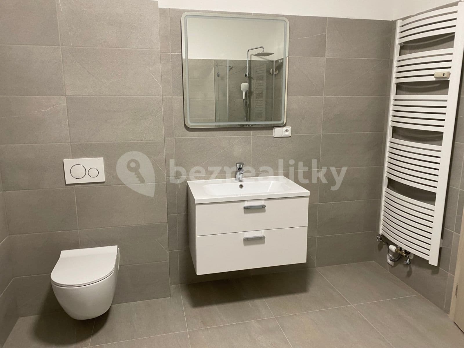 2 bedroom flat to rent, 90 m², U Strže, Prague, Prague 2 bedroom flat to rent, 90 m², U Strže, Prague, Prague