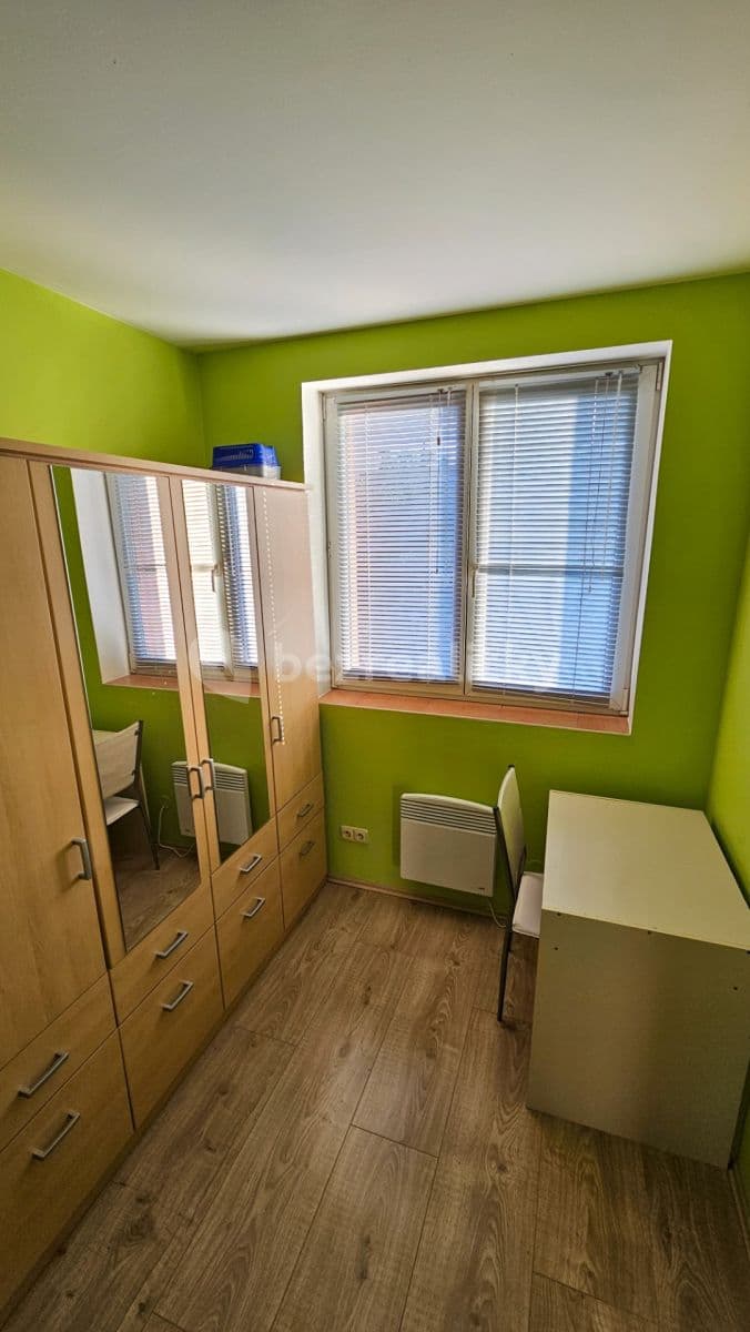 1 bedroom with open-plan kitchen flat to rent, 45 m², Humpolecká, Prague, Prague 1 bedroom with open-plan kitchen flat to rent, 45 m², Humpolecká, Prague, Prague