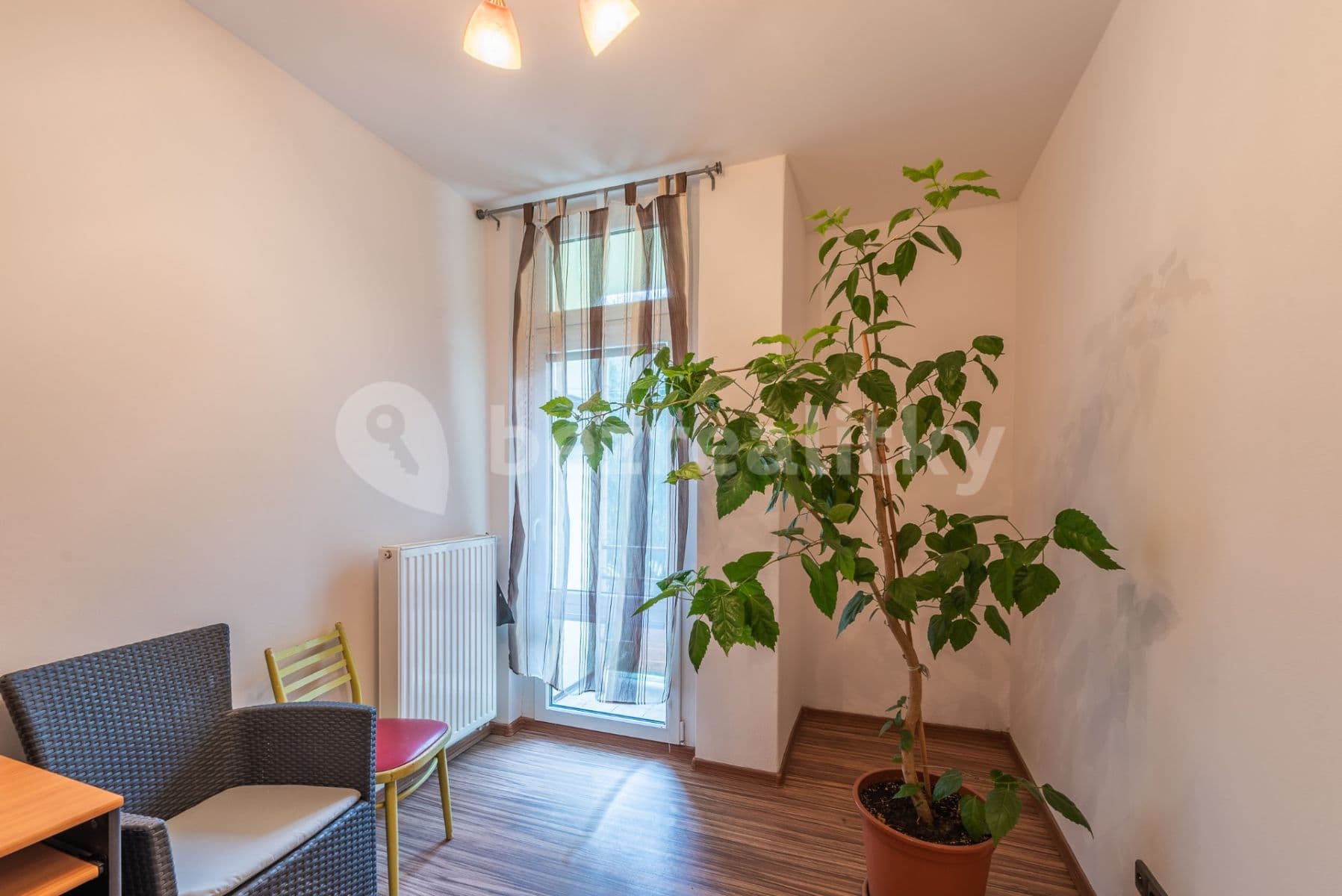 2 bedroom with open-plan kitchen flat to rent, 54 m², Jeremenkova, Prague, Prague 2 bedroom with open-plan kitchen flat to rent, 54 m², Jeremenkova, Prague, Prague