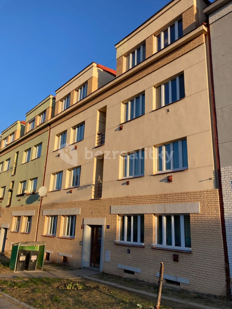 2 bedroom with open-plan kitchen flat to rent, 54 m², Jeremenkova, Prague, Prague 2 bedroom with open-plan kitchen flat to rent, 54 m², Jeremenkova, Prague, Prague