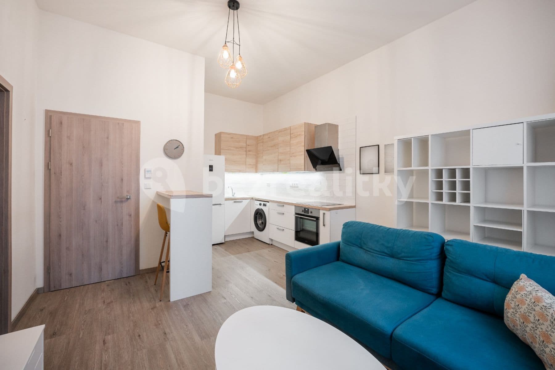 1 bedroom with open-plan kitchen flat to rent, 48 m², Plynární, Prague, Prague 1 bedroom with open-plan kitchen flat to rent, 48 m², Plynární, Prague, Prague