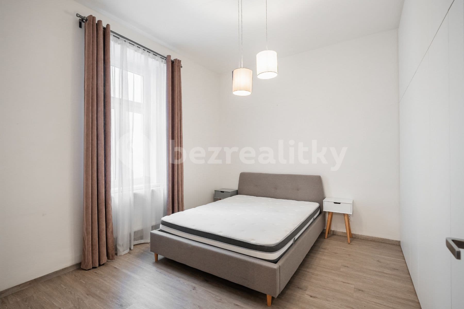 1 bedroom with open-plan kitchen flat to rent, 48 m², Plynární, Prague, Prague 1 bedroom with open-plan kitchen flat to rent, 48 m², Plynární, Prague, Prague