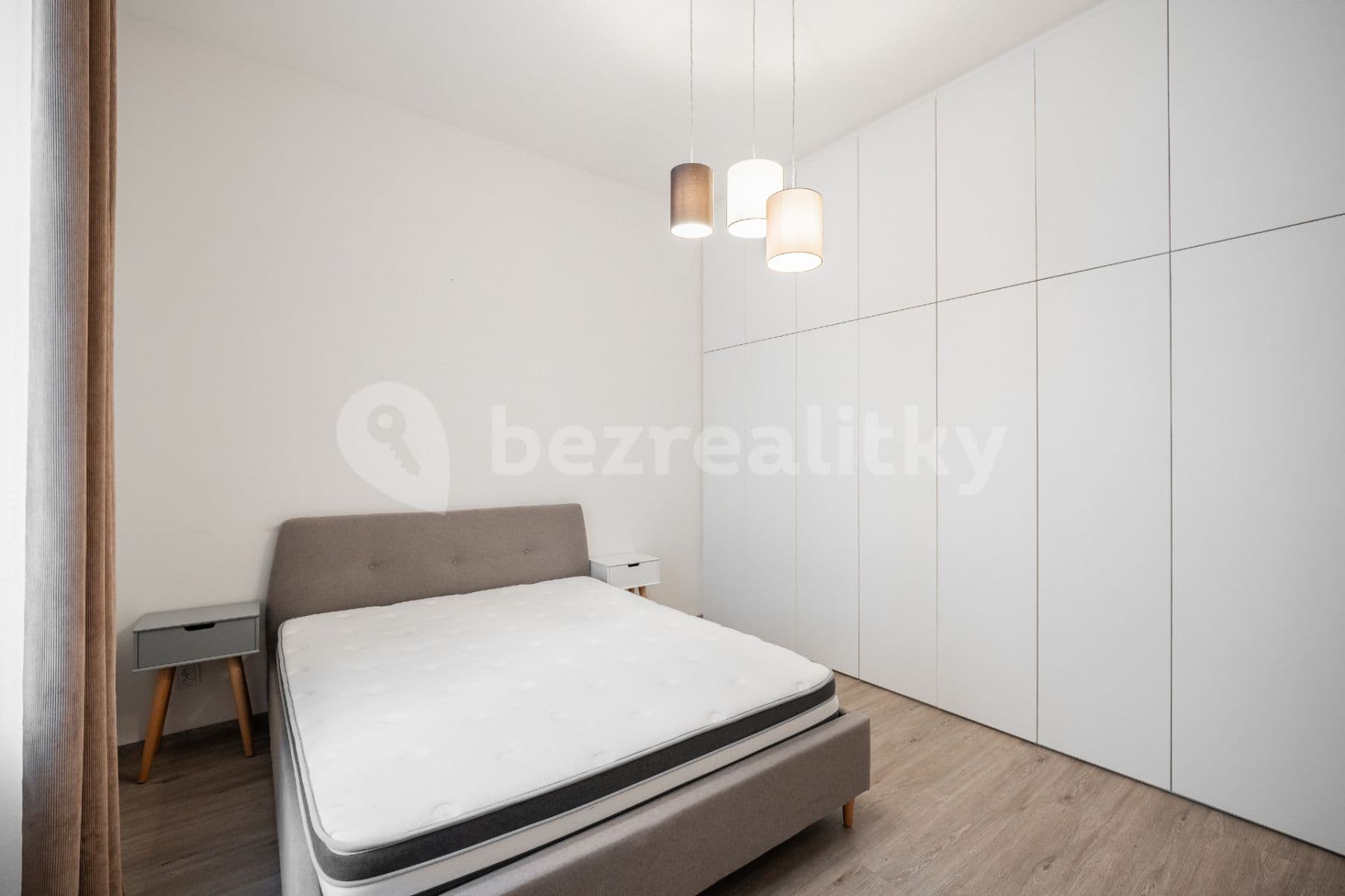 1 bedroom with open-plan kitchen flat to rent, 48 m², Plynární, Prague, Prague 1 bedroom with open-plan kitchen flat to rent, 48 m², Plynární, Prague, Prague