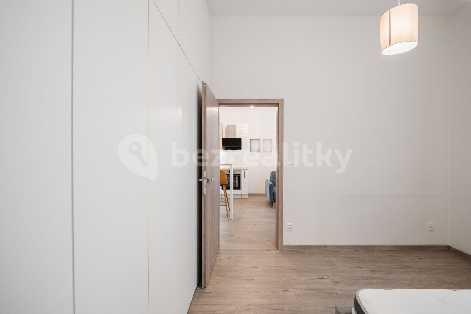 1 bedroom with open-plan kitchen flat to rent, 48 m², Plynární, Prague, Prague 1 bedroom with open-plan kitchen flat to rent, 48 m², Plynární, Prague, Prague