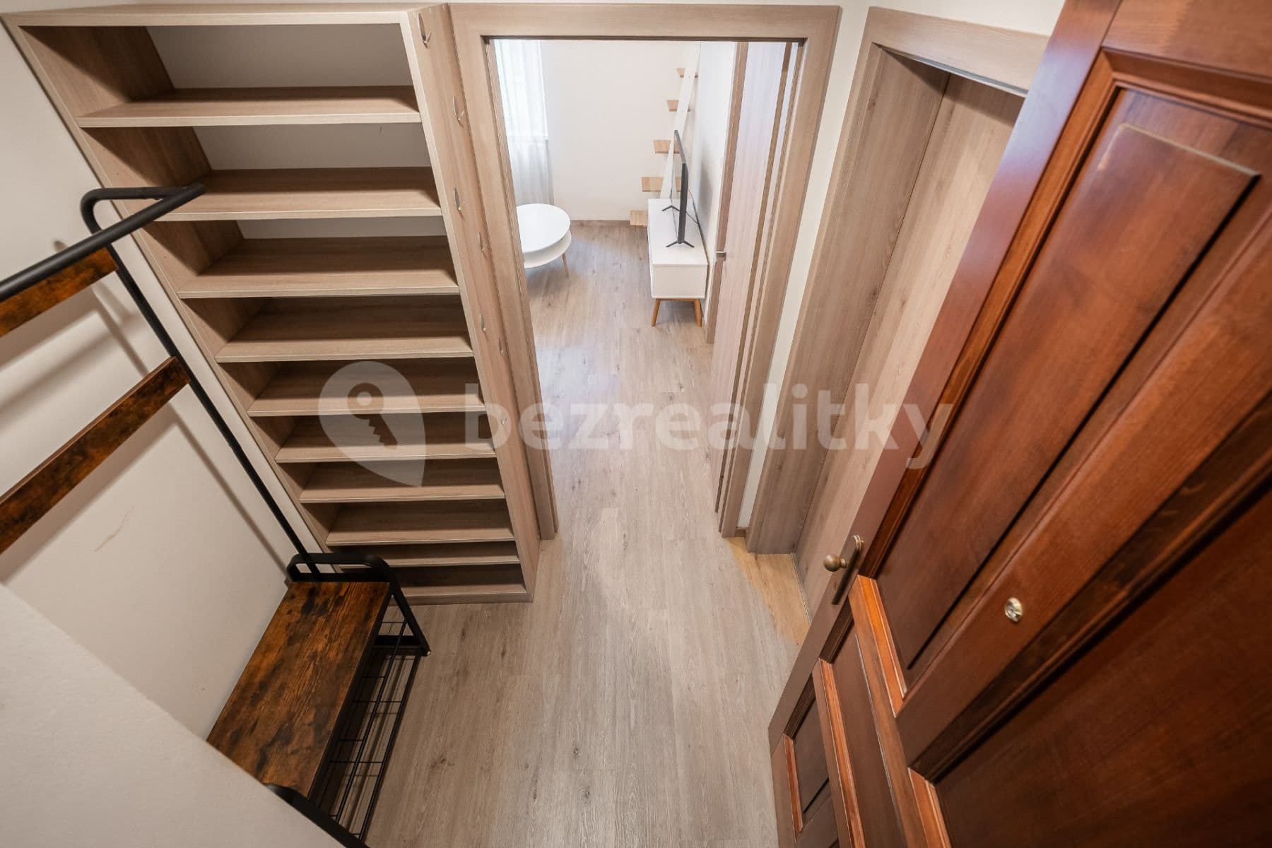 1 bedroom with open-plan kitchen flat to rent, 48 m², Plynární, Prague, Prague 1 bedroom with open-plan kitchen flat to rent, 48 m², Plynární, Prague, Prague