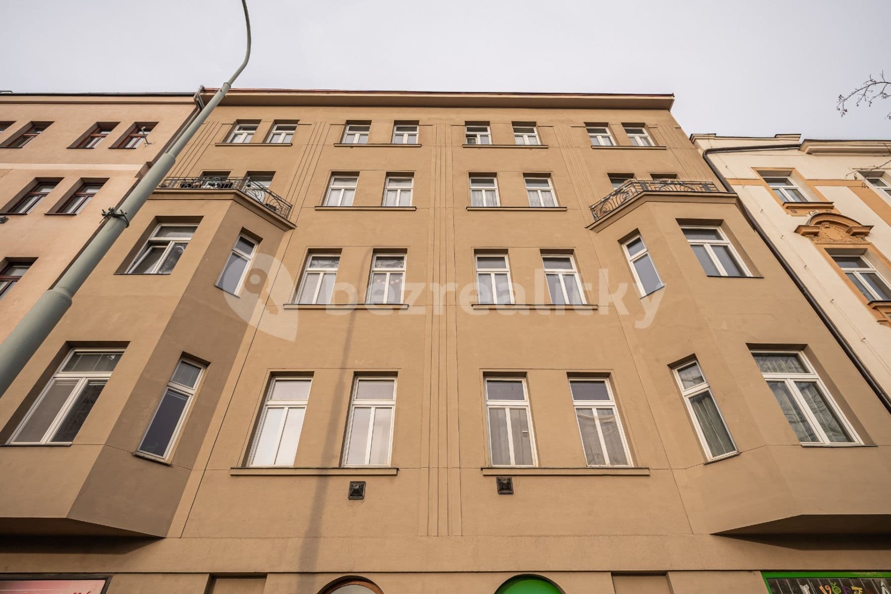 1 bedroom with open-plan kitchen flat to rent, 48 m², Plynární, Prague, Prague 1 bedroom with open-plan kitchen flat to rent, 48 m², Plynární, Prague, Prague