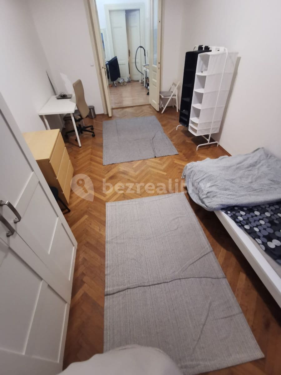 3 bedroom flat to rent, 130 m², Italská, Prague, Prague 3 bedroom flat to rent, 130 m², Italská, Prague, Prague