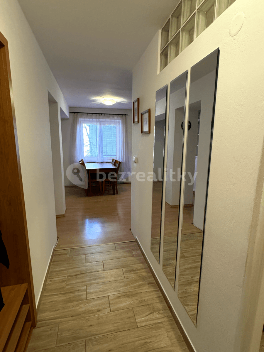 2 bedroom flat to rent, 50 m², Lovinského, Bratislava - mestská časť Staré Mesto, Bratislavský Region 2 bedroom flat to rent, 50 m², Lovinského, Bratislava - mestská časť Staré Mesto, Bratislavský Region