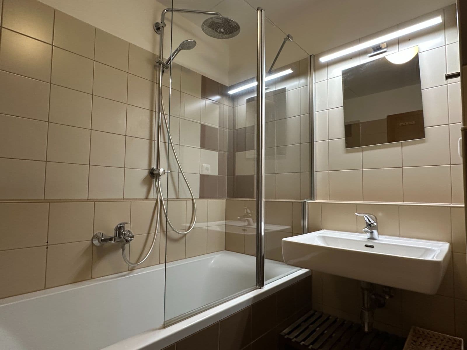 1 bedroom with open-plan kitchen flat to rent, 58 m², Soukenická, Brno, Jihomoravský Region 1 bedroom with open-plan kitchen flat to rent, 58 m², Soukenická, Brno, Jihomoravský Region