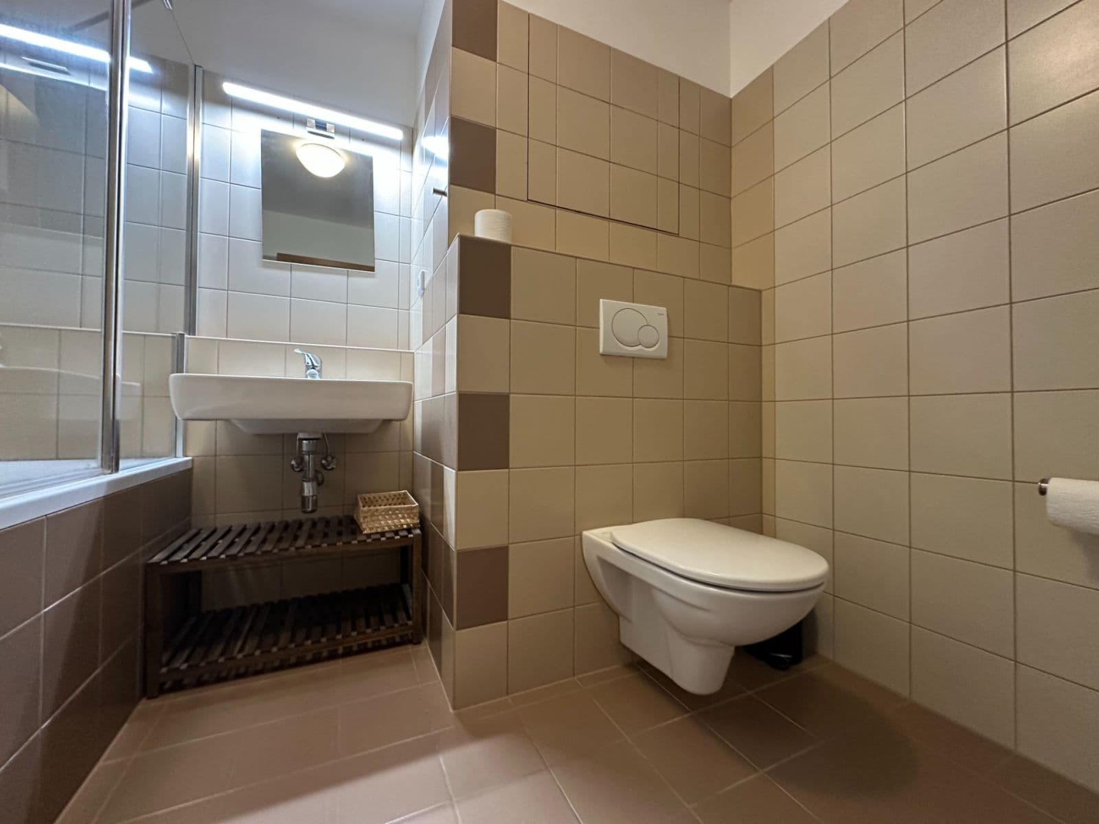 1 bedroom with open-plan kitchen flat to rent, 58 m², Soukenická, Brno, Jihomoravský Region 1 bedroom with open-plan kitchen flat to rent, 58 m², Soukenická, Brno, Jihomoravský Region