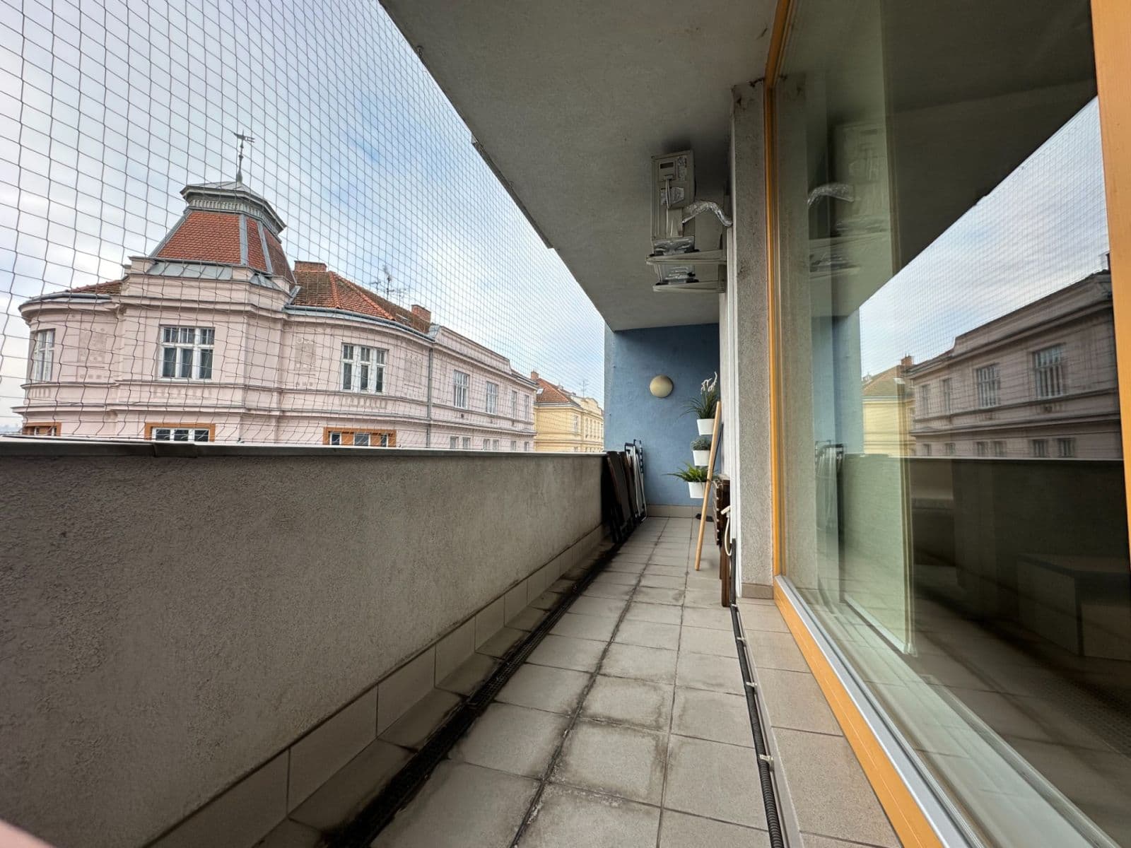 1 bedroom with open-plan kitchen flat to rent, 58 m², Soukenická, Brno, Jihomoravský Region 1 bedroom with open-plan kitchen flat to rent, 58 m², Soukenická, Brno, Jihomoravský Region