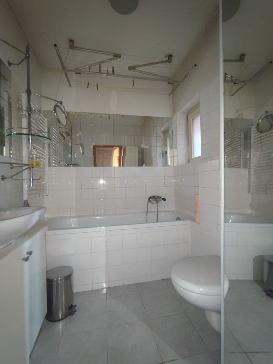 2 bedroom with open-plan kitchen flat for sale, 65 m², Kounicova, Brno, Jihomoravský Region 2 bedroom with open-plan kitchen flat for sale, 65 m², Kounicova, Brno, Jihomoravský Region