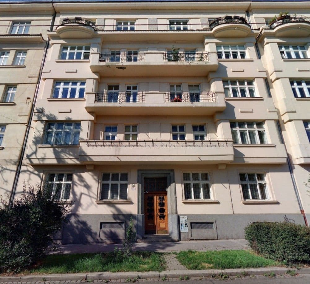 2 bedroom with open-plan kitchen flat for sale, 65 m², Kounicova, Brno, Jihomoravský Region 2 bedroom with open-plan kitchen flat for sale, 65 m², Kounicova, Brno, Jihomoravský Region