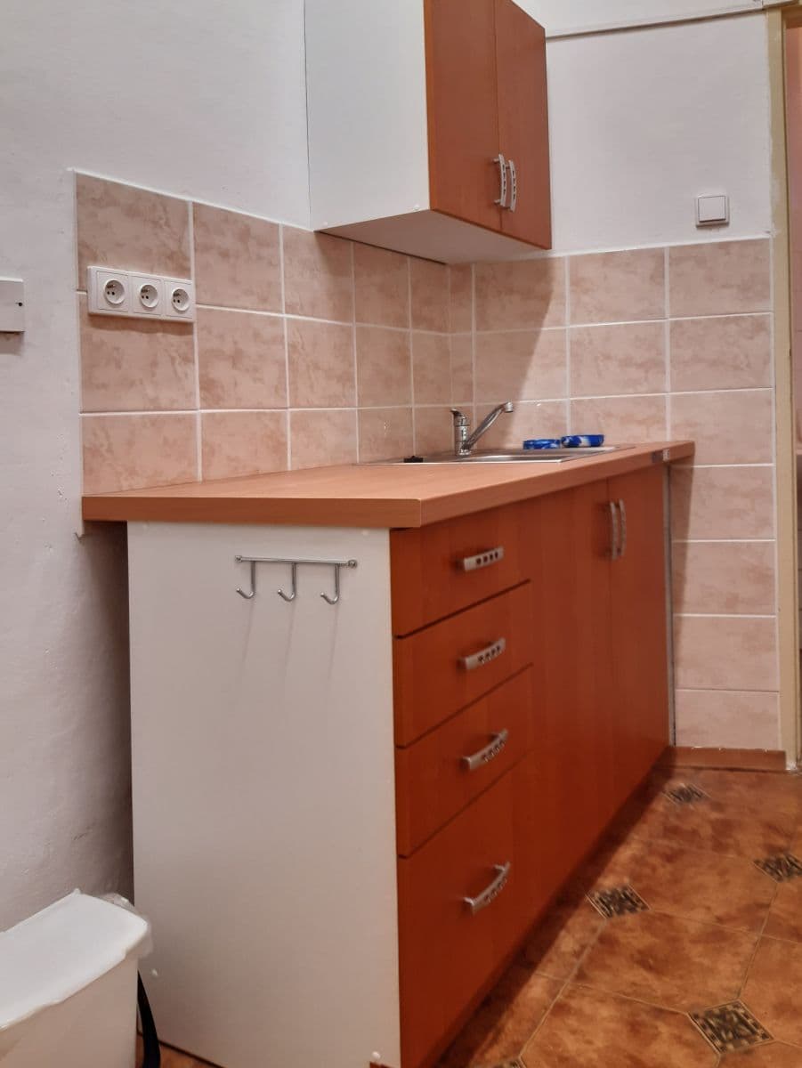 office to rent, 100 m², Jaurisova, Prague, Prague office to rent, 100 m², Jaurisova, Prague, Prague