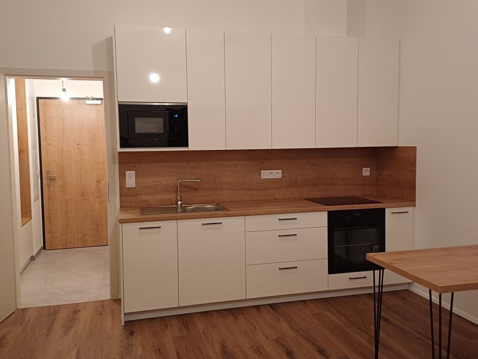 Studio flat to rent, 37 m², Trnkova, Brno, Jihomoravský Region Studio flat to rent, 37 m², Trnkova, Brno, Jihomoravský Region