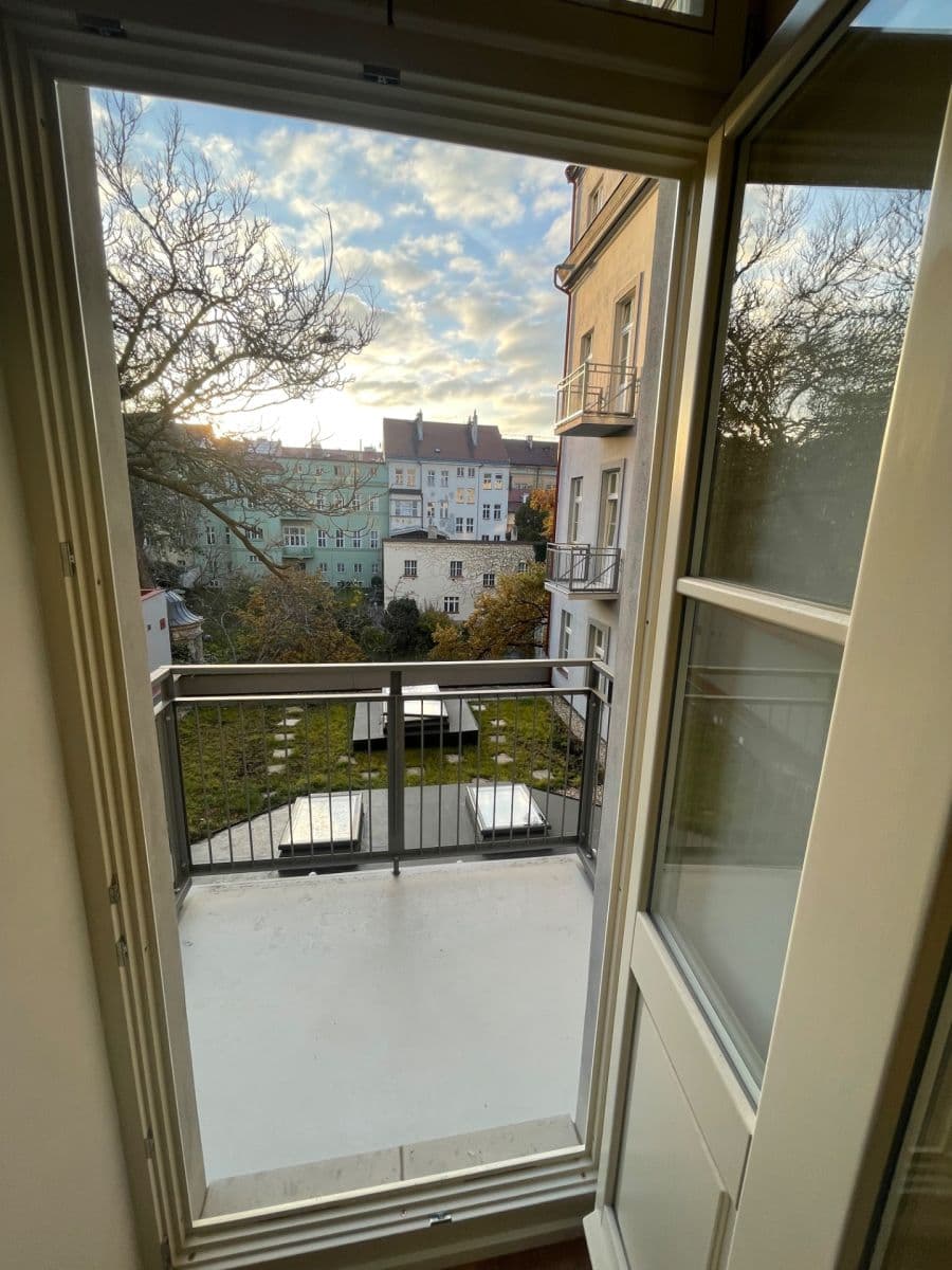 1 bedroom with open-plan kitchen flat to rent, 55 m², Peckova, Prague, Prague 1 bedroom with open-plan kitchen flat to rent, 55 m², Peckova, Prague, Prague
