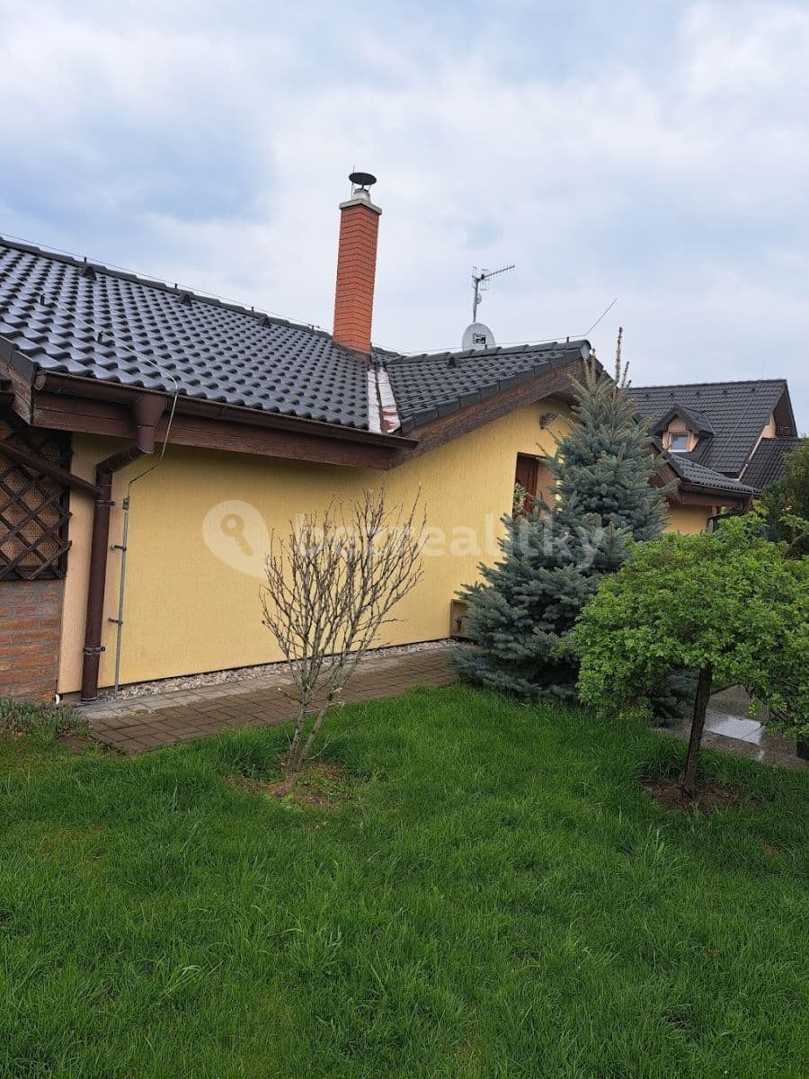 house to rent, 130 m², Dlážděná, Postřižín, Středočeský Region house to rent, 130 m², Dlážděná, Postřižín, Středočeský Region