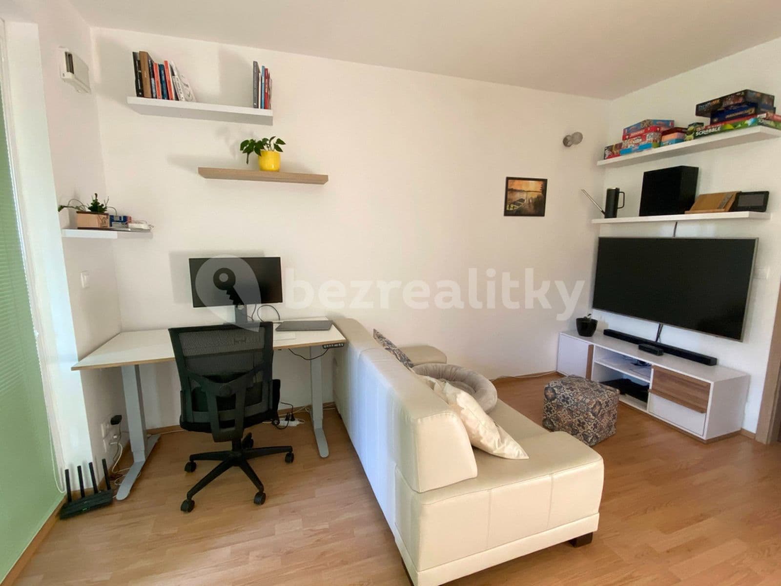 Studio flat to rent, 37 m², Fikerova, Prague, Prague Studio flat to rent, 37 m², Fikerova, Prague, Prague