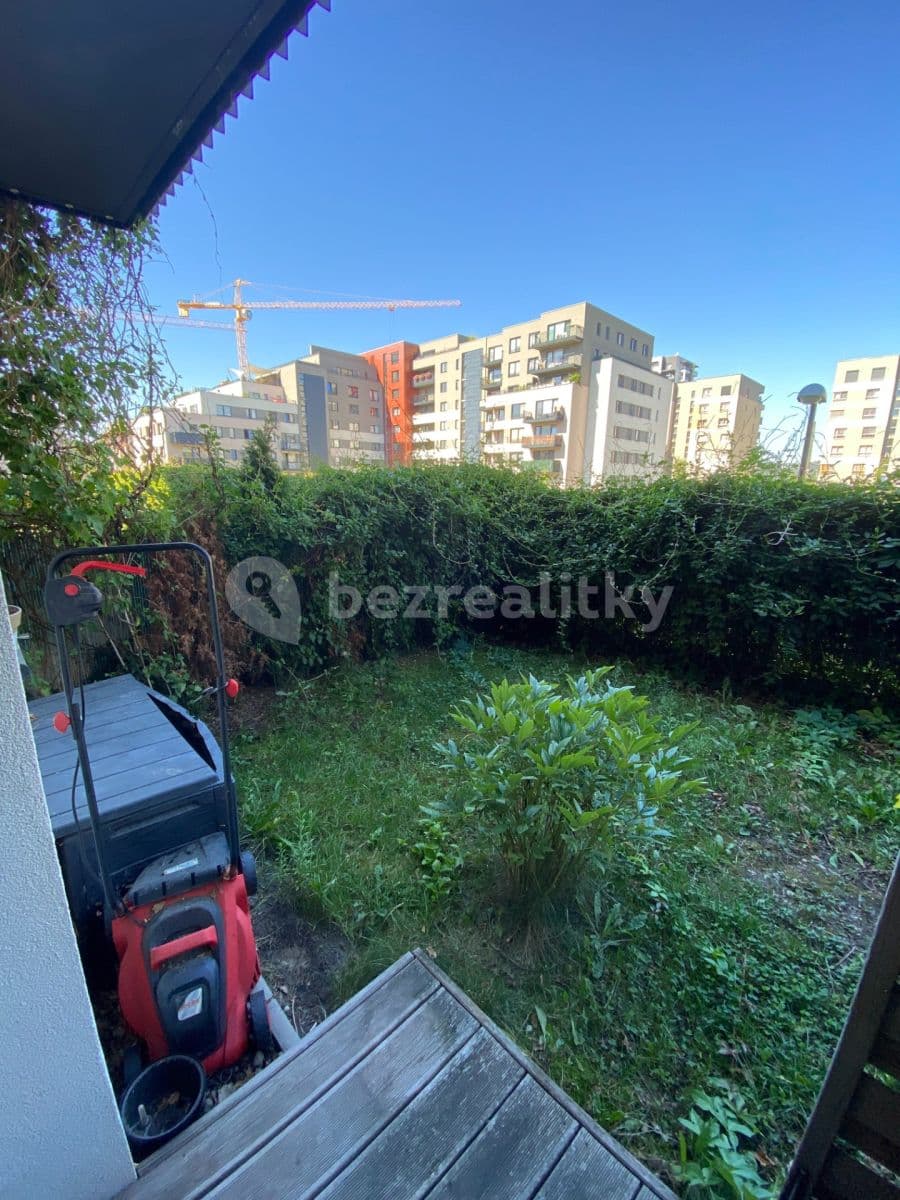 Studio flat to rent, 37 m², Fikerova, Prague, Prague Studio flat to rent, 37 m², Fikerova, Prague, Prague