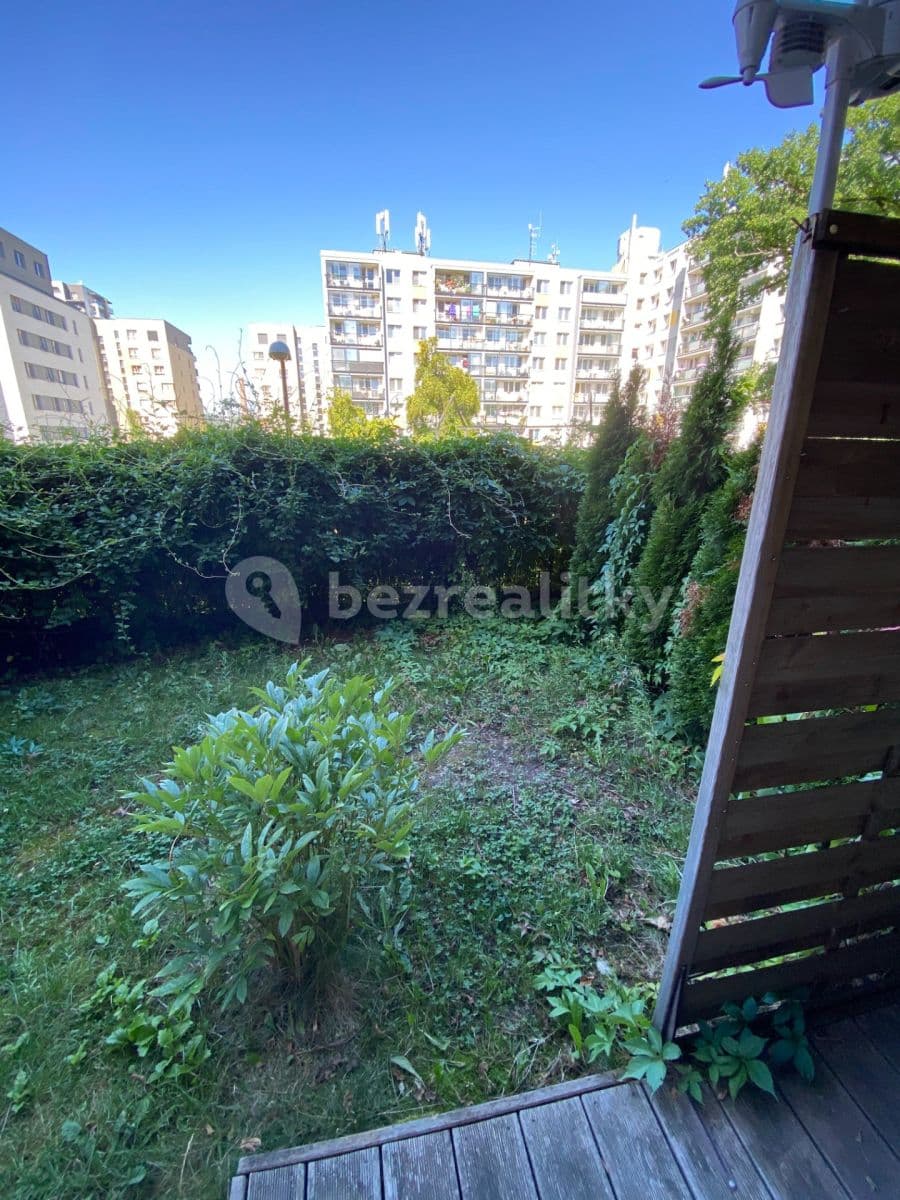 Studio flat to rent, 37 m², Fikerova, Prague, Prague Studio flat to rent, 37 m², Fikerova, Prague, Prague