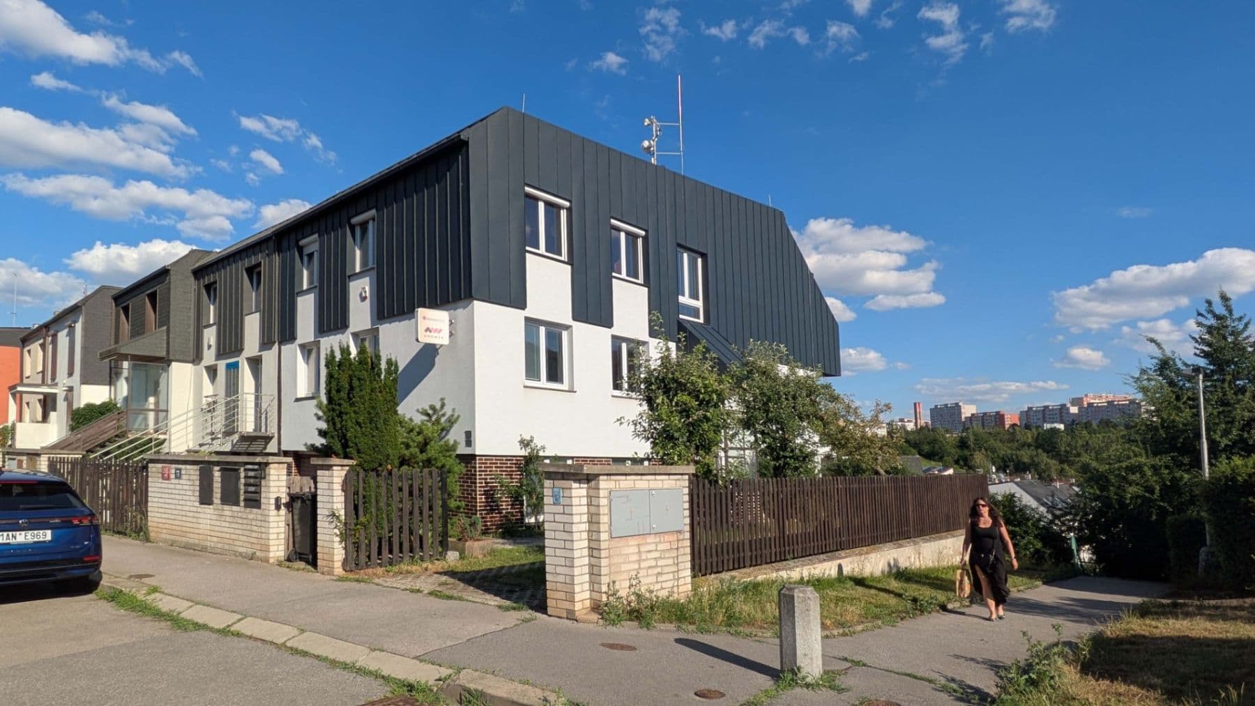3 bedroom with open-plan kitchen flat to rent, 98 m², Kloboukova, Prague, Prague 3 bedroom with open-plan kitchen flat to rent, 98 m², Kloboukova, Prague, Prague