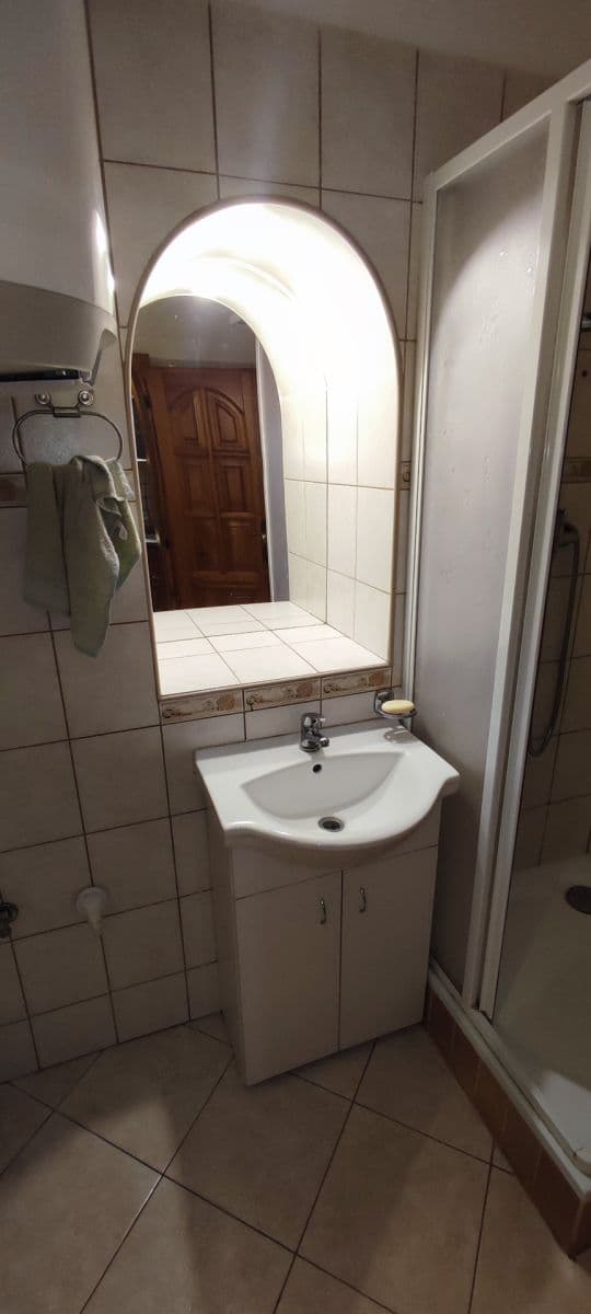 5 bedroom flat to rent, 60 m², Rákosníkova, Neveklov, Středočeský Region 5 bedroom flat to rent, 60 m², Rákosníkova, Neveklov, Středočeský Region