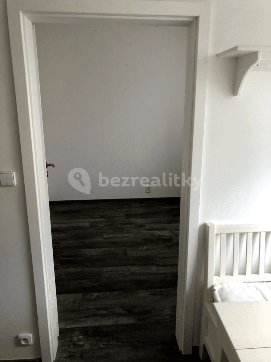 3 bedroom flat to rent, 63 m², Valachův žleb, Zlín, Zlínský Region 3 bedroom flat to rent, 63 m², Valachův žleb, Zlín, Zlínský Region