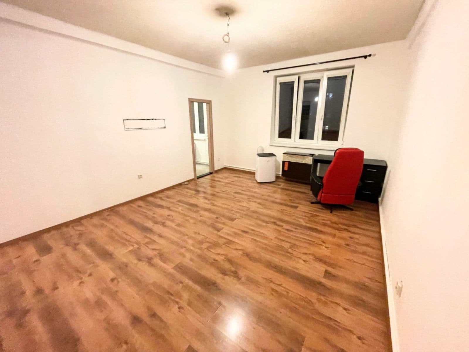 1 bedroom with open-plan kitchen flat to rent, 55 m², Baranova, Prague, Prague 1 bedroom with open-plan kitchen flat to rent, 55 m², Baranova, Prague, Prague