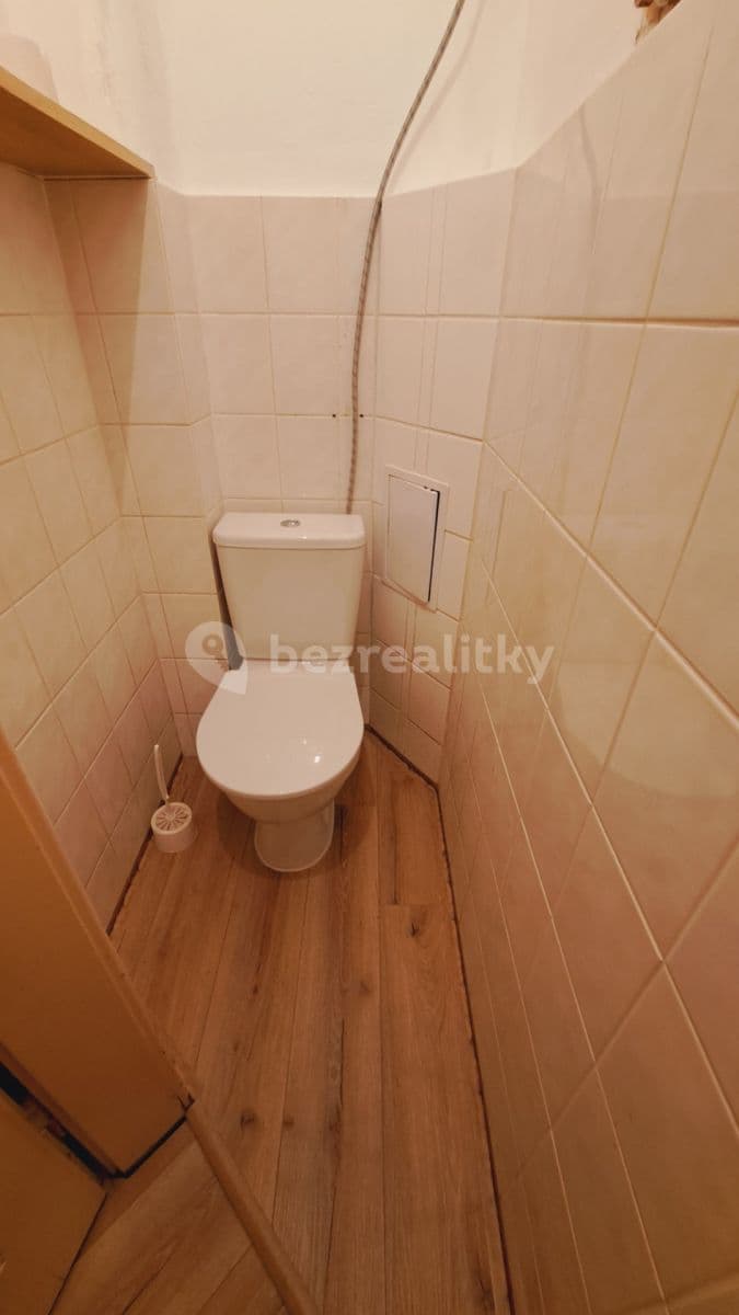 Studio flat to rent, 30 m², U Křížku, Prague, Prague Studio flat to rent, 30 m², U Křížku, Prague, Prague